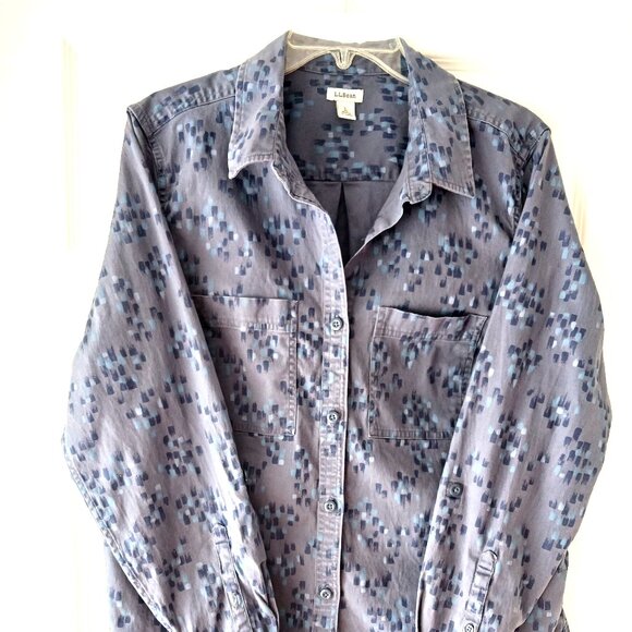L.L . Bean Woman's Long Sleeve Blouse Geometric Grey Pockets Size Large Western - Picture 2 of 12